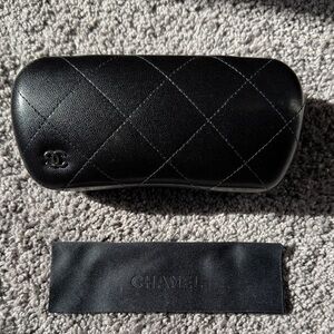 CHANEL Quilted Sunglass Case & Cleaning Cloth Black
